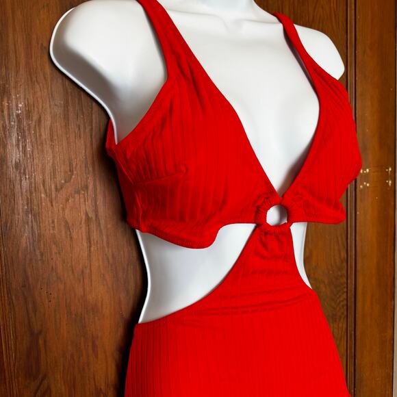 NWT Aerie Wide Rib Cut Out Ring One Piece Swimsuit Red L Monokini - Picture 2 of 8